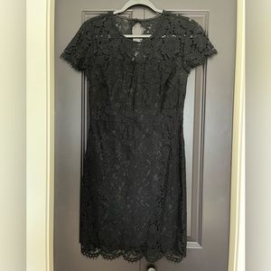 Banana Republic - 4 - Black lace dress